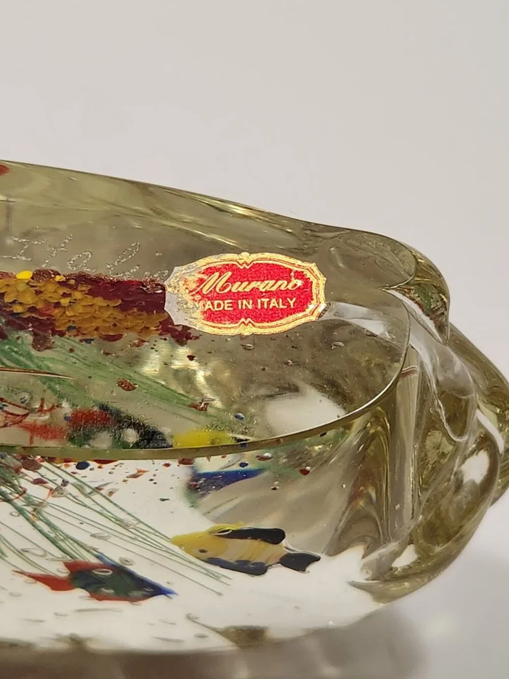Vintage Signed Murano Glass Aquarium 6-Fish Sculpture Wave Molded Label #7726